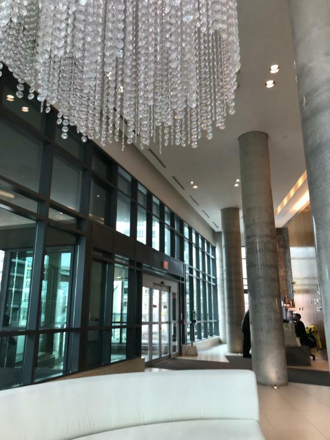 Toronto Downtown 2 Bedroom Families Only Sleeps 5 Exterior photo